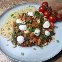 VEGA: spaghetti Bolognese met linzen, spinazie en mozzarella